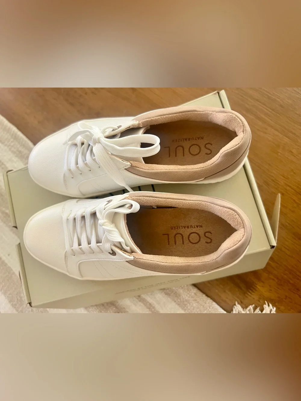 SOUL Naturalizer brand new